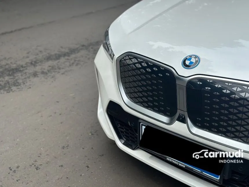 2024 BMW iX1 eDrive20 M Sport SUV