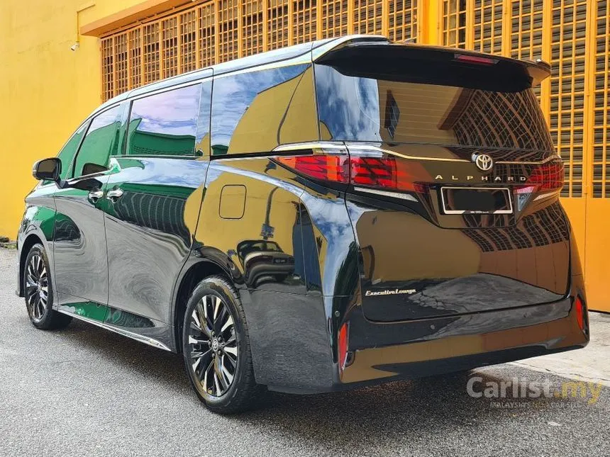 2026 Toyota Alphard Executive Lounge MPV