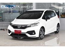 2017 Honda Jazz 1.5 (ปี 14-18) RS i-VTEC Hatchback