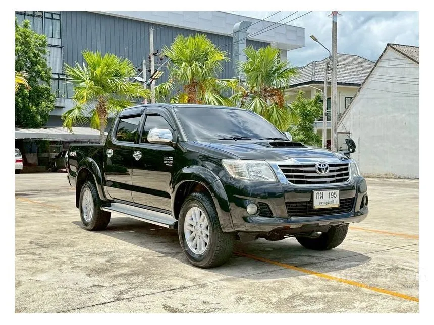 2013 Toyota HILUX VIGO Champ G Double Cab Pickup