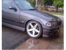 1998 BMW 328i 2.8 Sedan E36