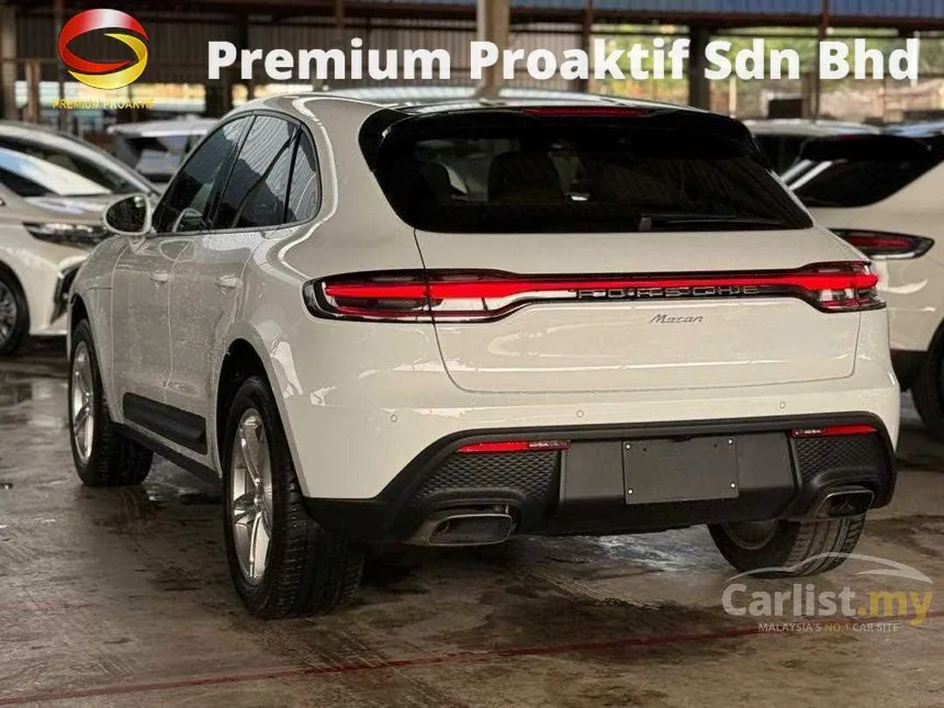 2022 Porsche Macan SUV