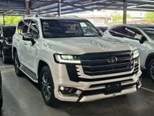 OFFER UNREG 2025 Toyota Land Cruiser 3.4 J300 ZX SUV WHITE /FREE 6 YEAR WARRANTY/PROCESSING FEE RM1350