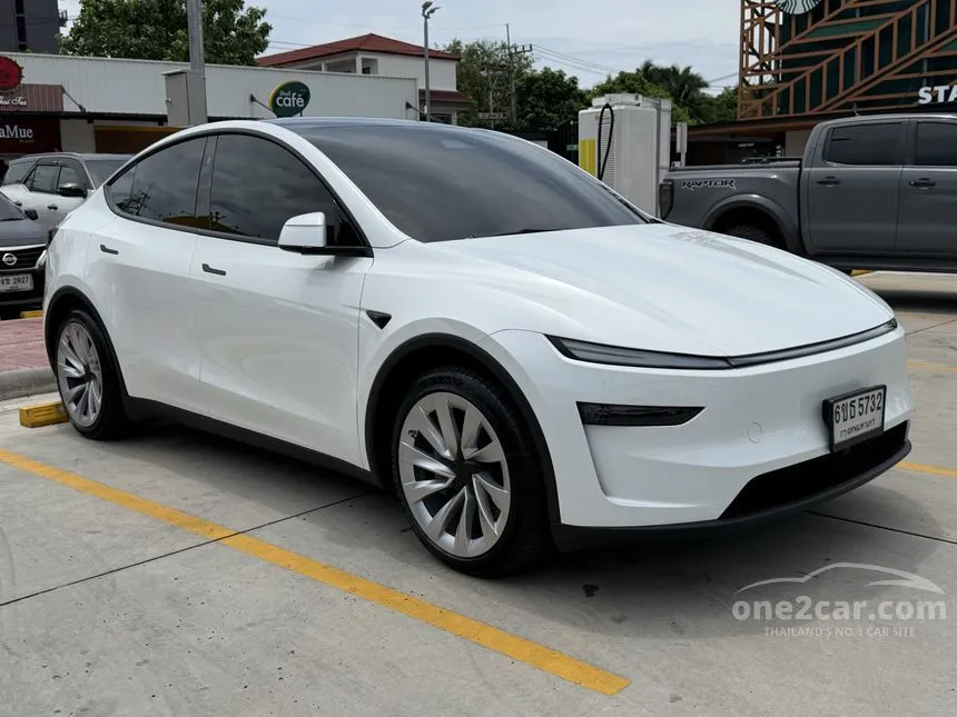 2025 TESLA Model Y Launch Series Long Range SUV