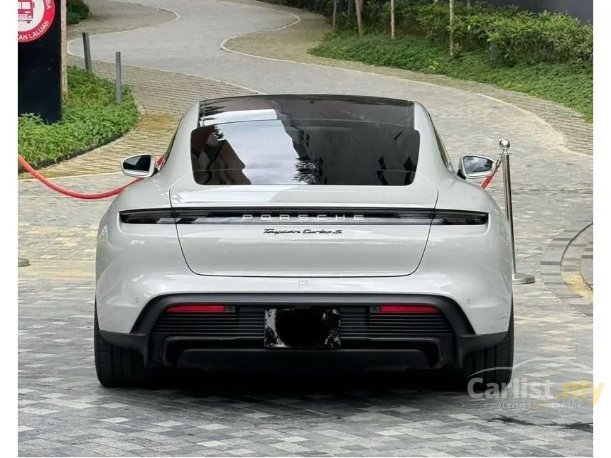 2023 Porsche Taycan Turbo S Sedan