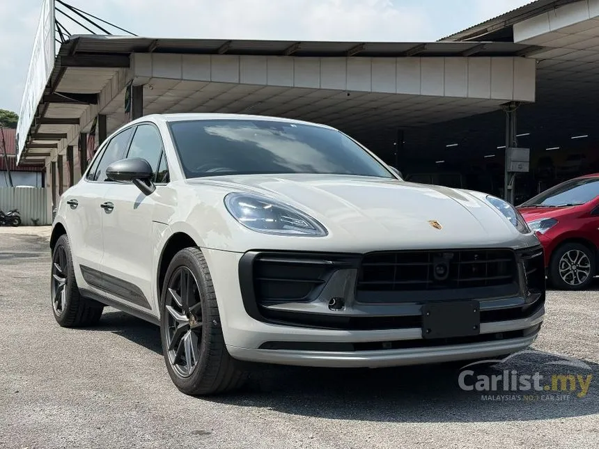 2022 Porsche Macan SUV