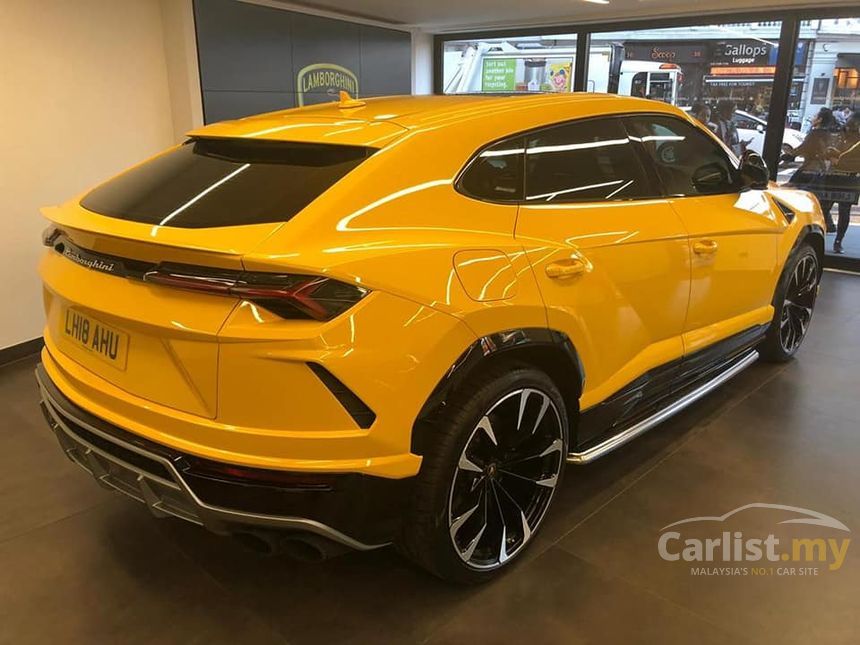 Lamborghini Urus 2018 4.0 in Kuala Lumpur Automatic SUV Yellow for RM