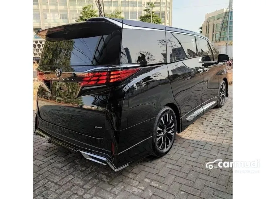 2024 Toyota Alphard HEV MPV