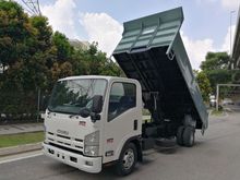 Isuzu steel tipper /Bdm 7500kg/ Year registered 2019 /Hino steel tipper/ Fuso steel tipper / Daihatshu tipper