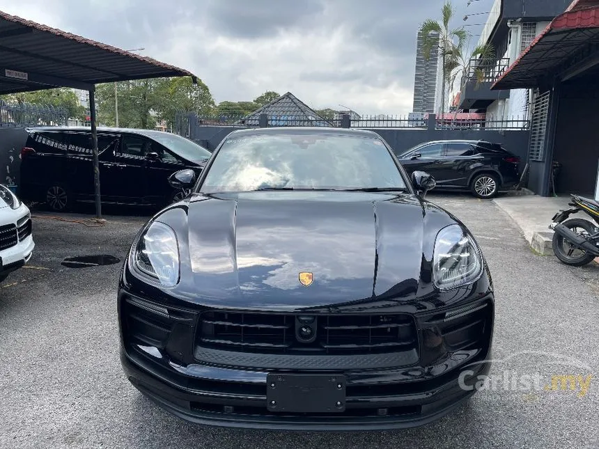 2022 Porsche Macan SUV