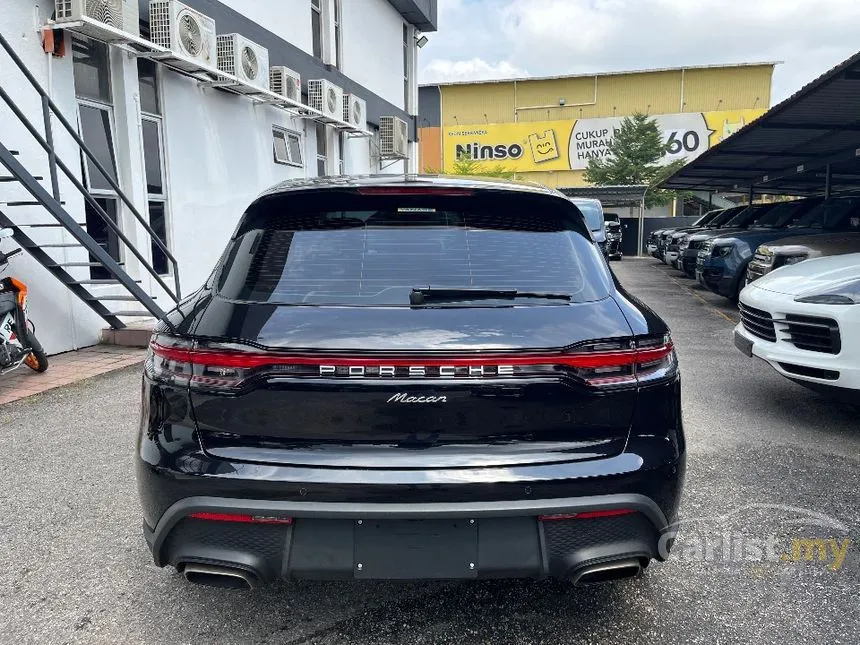 2022 Porsche Macan SUV