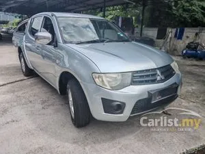 2011 Mitsubishi Triton 2.5 Lite Dual Cab 4X2 Pickup