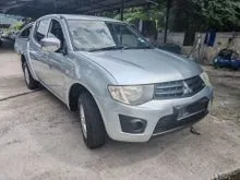 2011 Mitsubishi Triton 2.5 Lite Dual Cab 4X2 Pickup