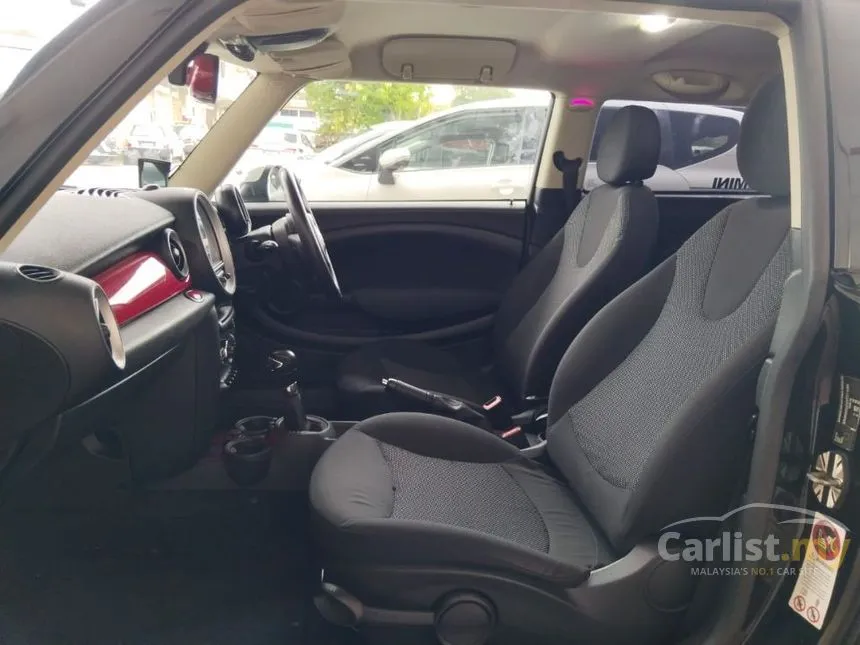 2013 MINI One Hatchback