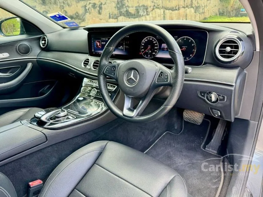 2016 Mercedes-Benz E250 AMG LINE Sedan
