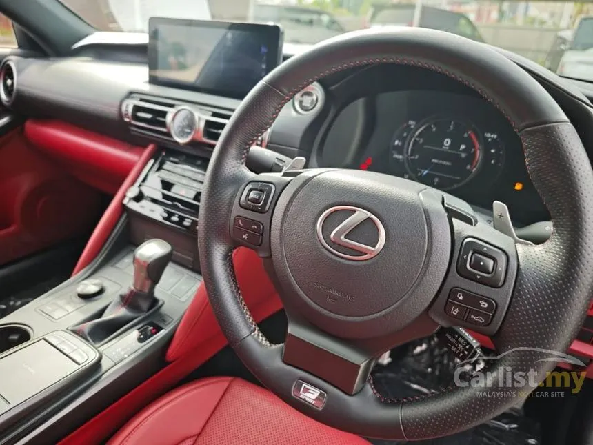 2022 Lexus IS 300 F Sport Sedan