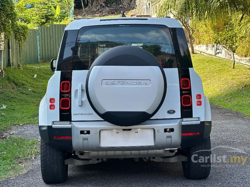 2023 Land Rover Defender 110 P300 SE SUV