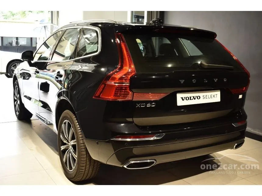 2021 Volvo XC60 Recharge T8 Inscription SUV