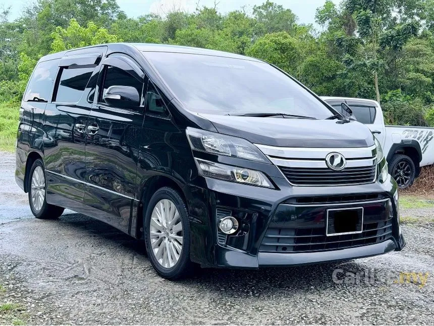 2013 Toyota Vellfire Z Golden Eyes MPV