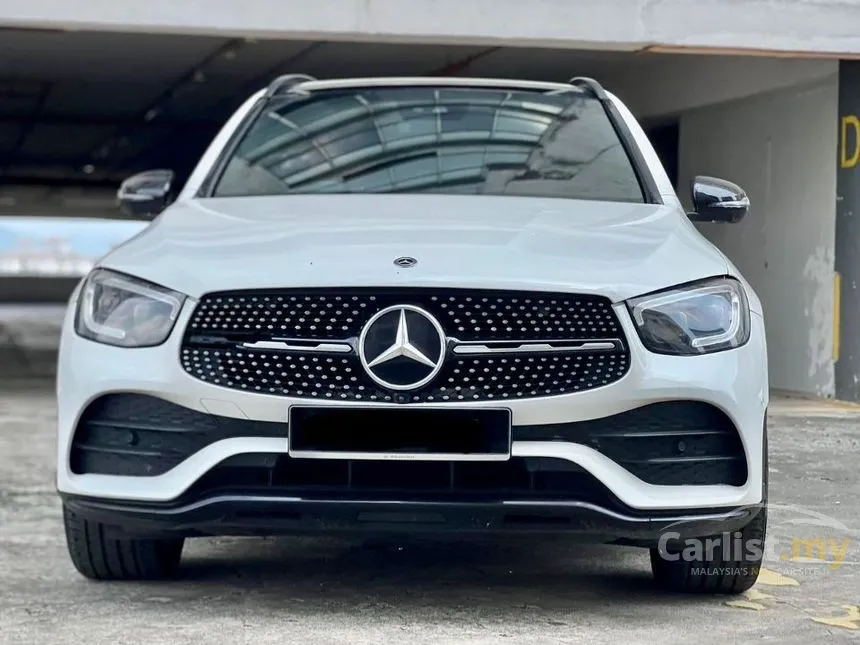 2021 Mercedes-Benz GLC300 4MATIC AMG Line SUV