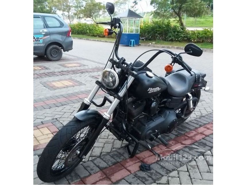 Jual Motor Harley Davidson Dyna 2011 1.6 di DKI Jakarta 