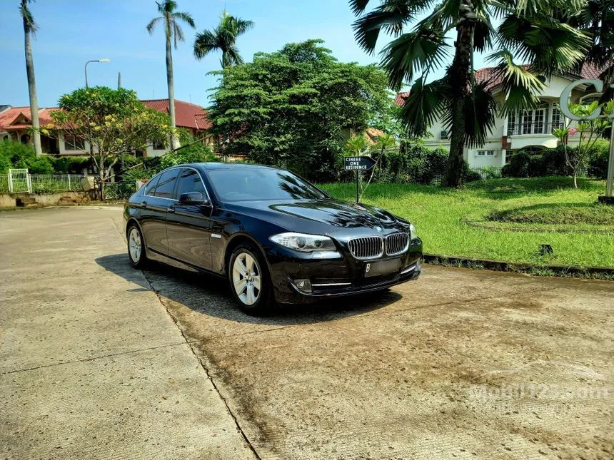 2011 BMW 528i Sedan