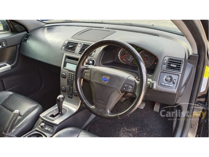 volvo-s40-2006-2-4-in-selangor-automatic-sedan-black-for-rm-17-800