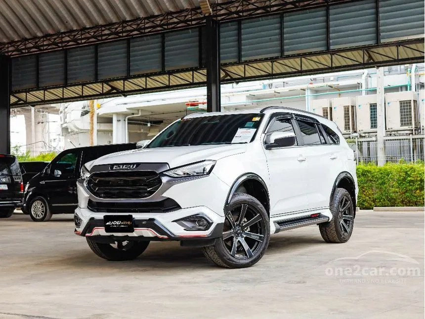 2023 Isuzu MU-X Phantom Collection Ultimate SUV