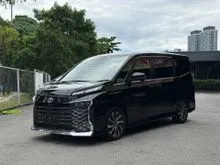 2022 Toyota Voxy 2.0 S-Z NEW MODEL UNREG ( POWER BOOT , 11000KM )