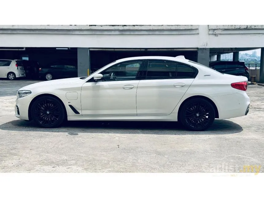 2020 BMW 530e M Sport Sedan