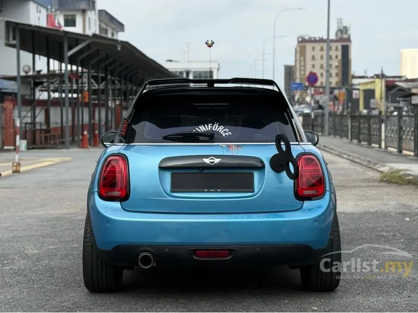 2016 MINI Cooper 5 Door Hatchback