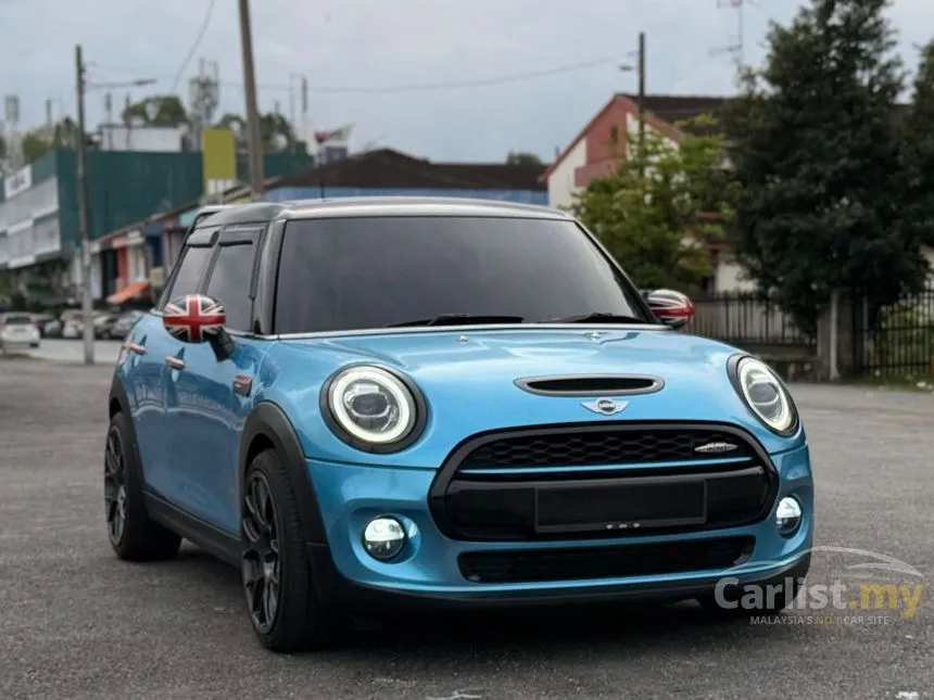 2016 MINI Cooper 5 Door Hatchback