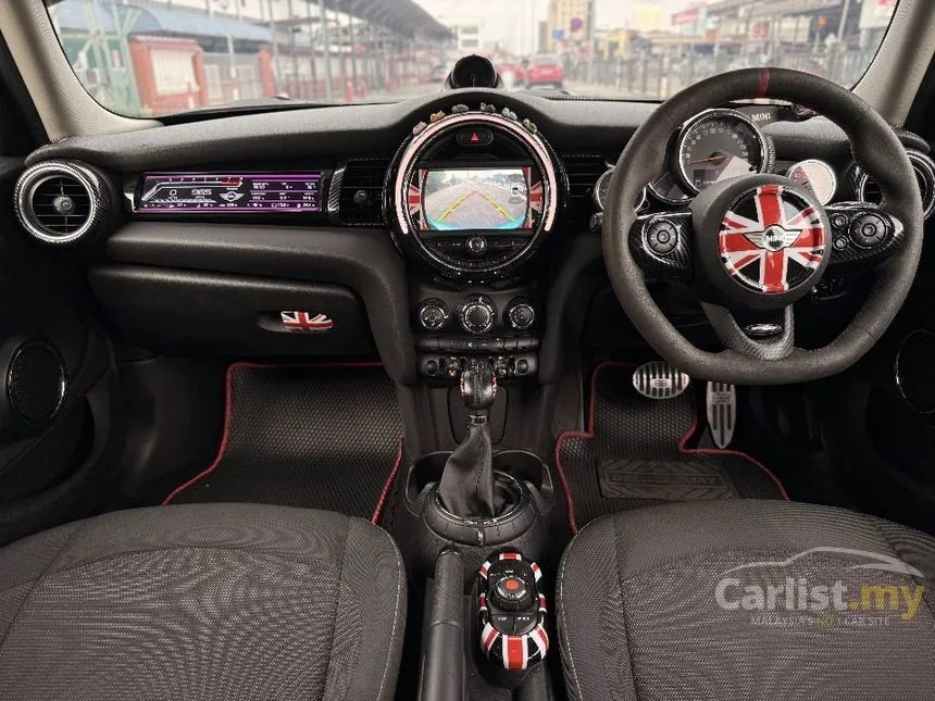 2016 MINI Cooper 5 Door Hatchback