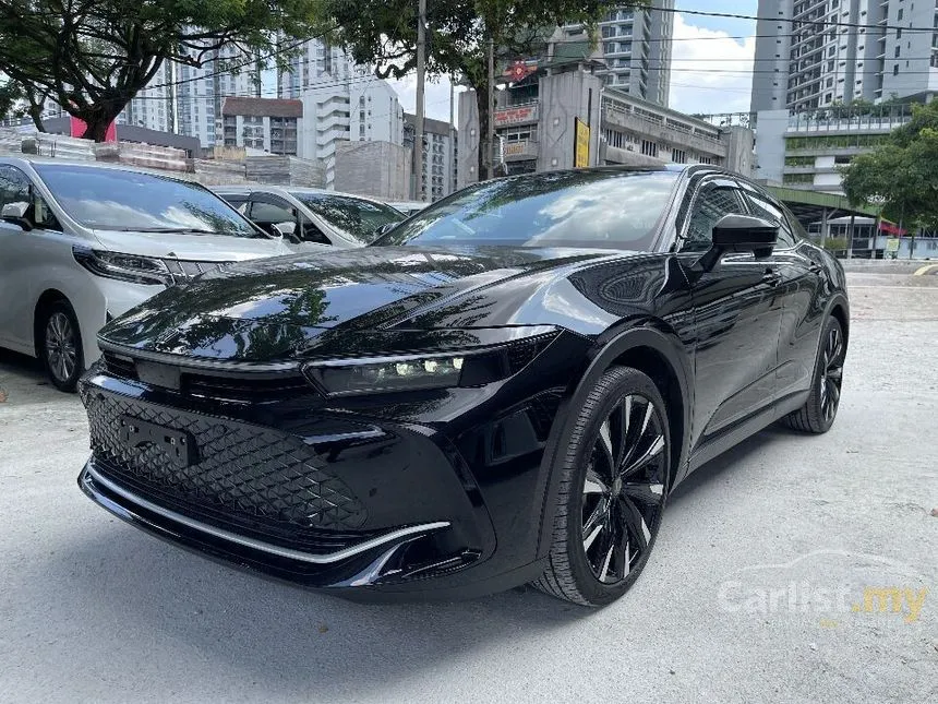 2023 Toyota Crown RS Advanced Sedan