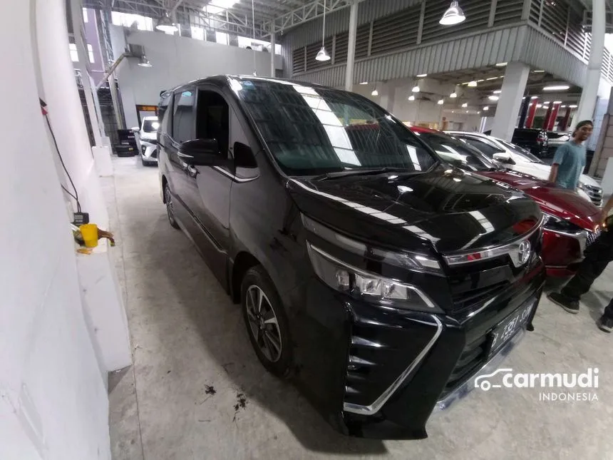 2019 Toyota Voxy MPV