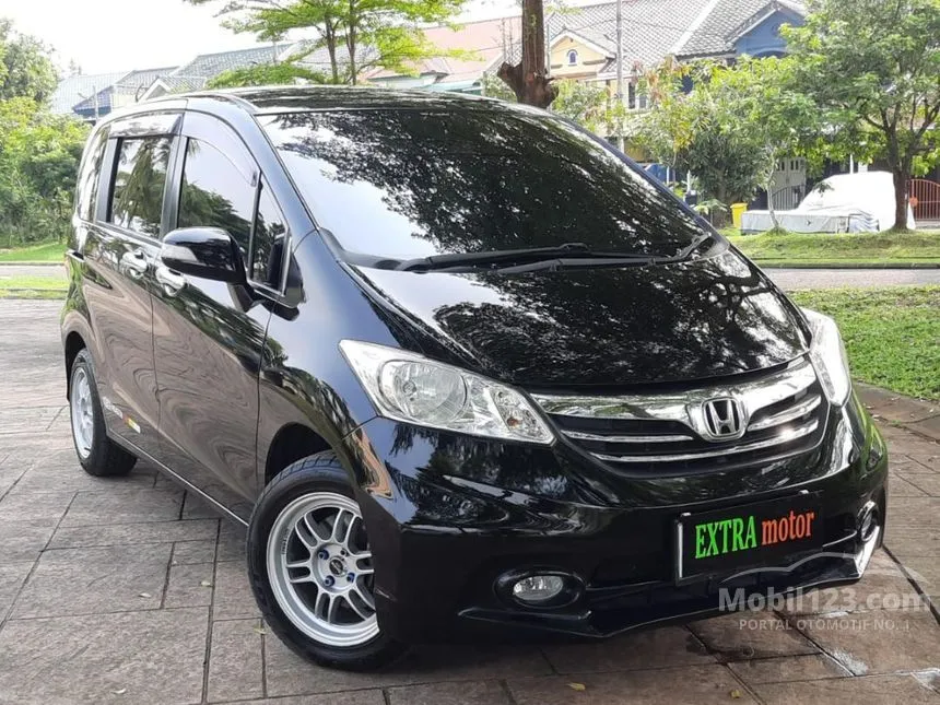Jual Mobil Honda Freed 2013 E 1.5 di Banten Automatic MPV Hitam Rp 165.000.000