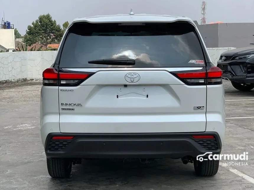 2024 Toyota Kijang Innova Zenix V Wagon