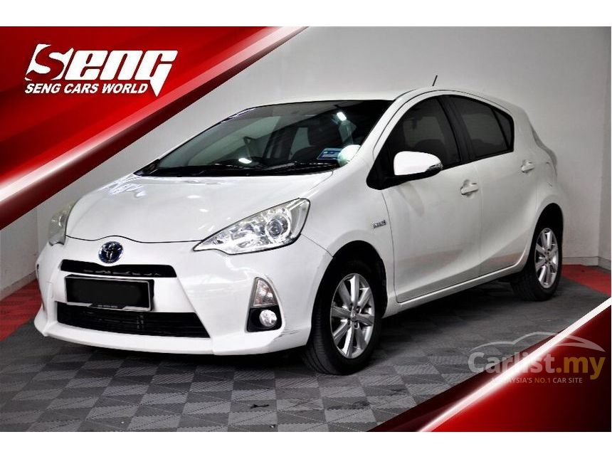 Spyshot News Toyota Prius C Leaked Brochure