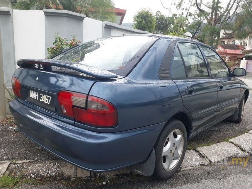 1996 Proton Wira XLi Hatchback