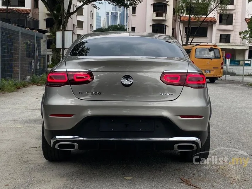 2022 Mercedes-Benz GLC300 4MATIC AMG Line Coupe