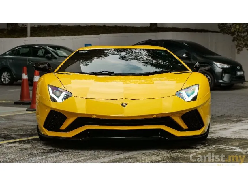 2017 Lamborghini Aventador S Coupe
