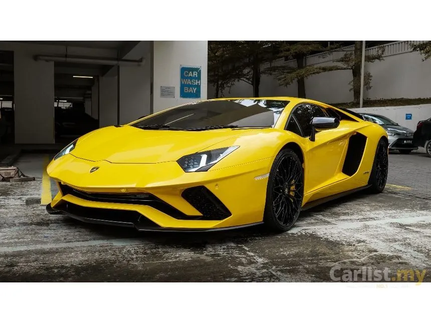 2017 Lamborghini Aventador S Coupe
