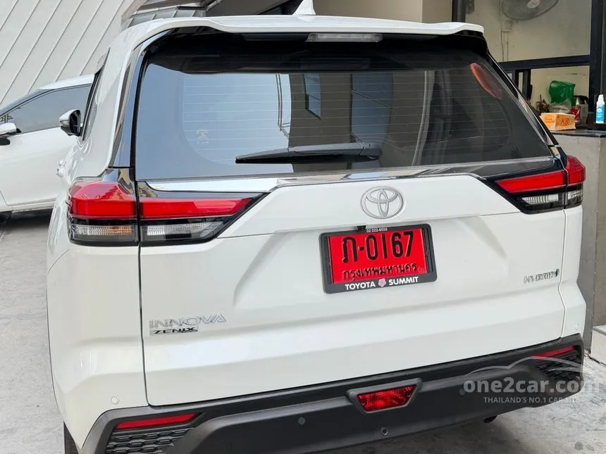 2024 Toyota INNOVA Zenix HEV Premium Wagon
