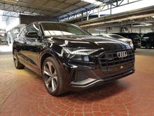 2020 Audi Q8 3.0 TDI 50 Quattro S-Line Xenon LED Running Light Power Boot Surround Cam Push Start Keyless B&O Sound Elec Leather Memory Seat Panoramic