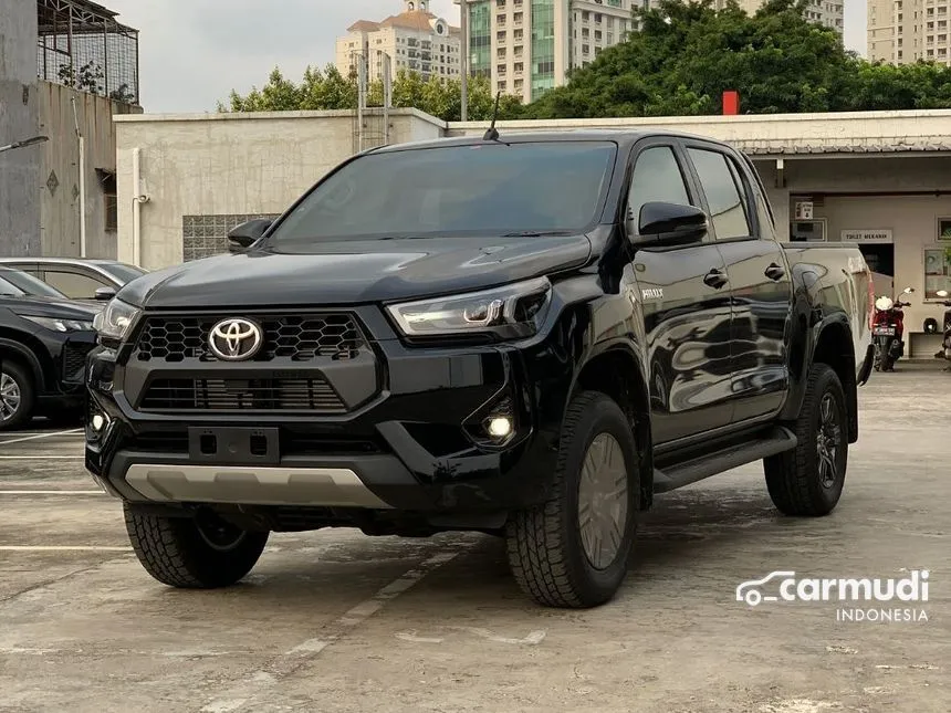 2024 Toyota Hilux V Dual Cab Pick-up