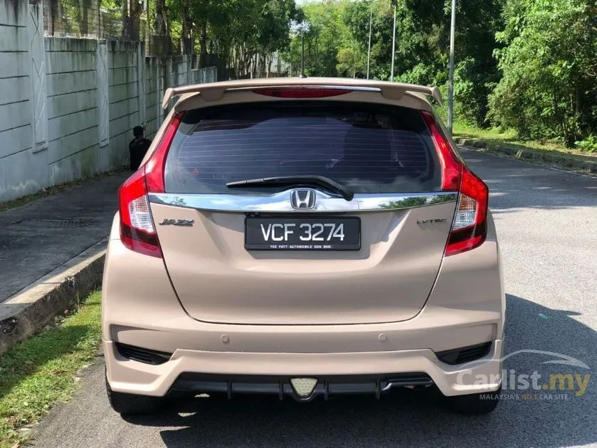 2018 Honda Jazz E i-VTEC Hatchback