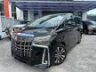 Recon 2022 Toyota Alphard 2.5 SC DIM BSM SUNROOF RAYA OFFER 5YEARS WARRANTY