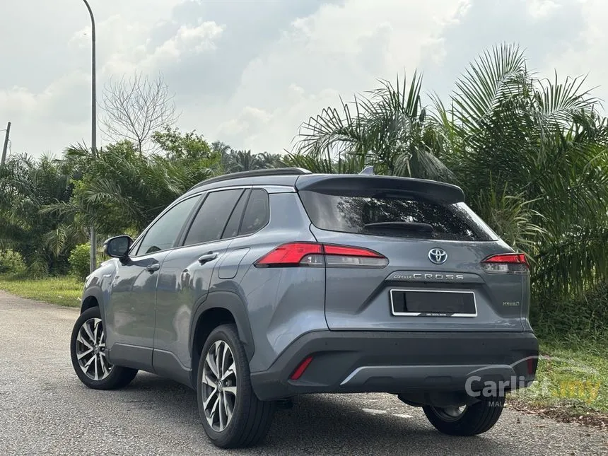 2022 Toyota Corolla Cross Hybrid SUV