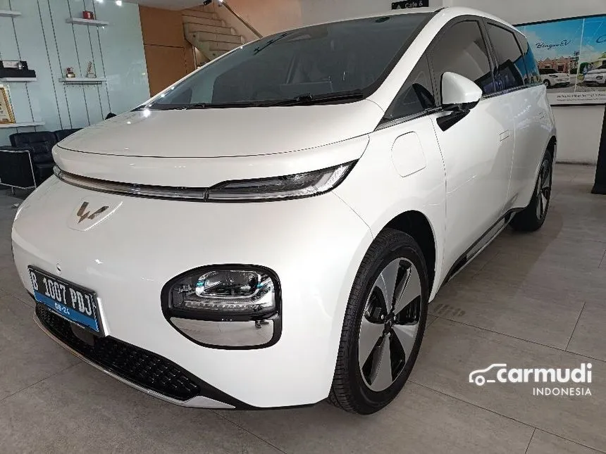 2024 Wuling Cloud EV EV Hatchback