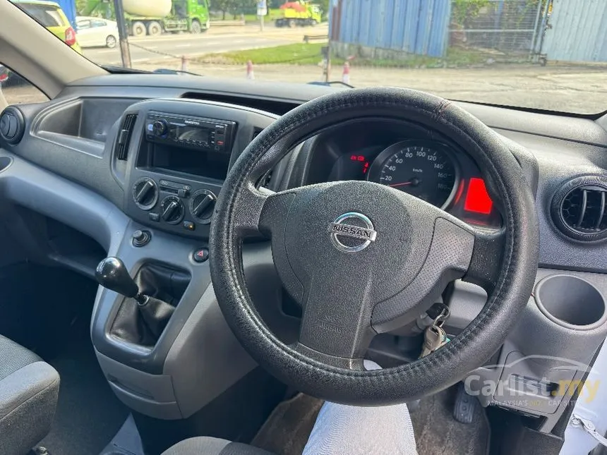 2012 Nissan NV200 Semi Panel Van